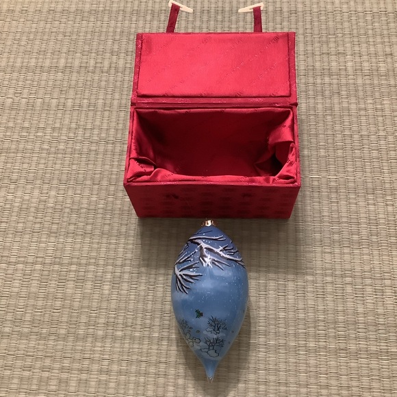 1999 Carolling Snowmen Ornament with Box Signed M. Parker Tear Drop - Picture 3 of 5